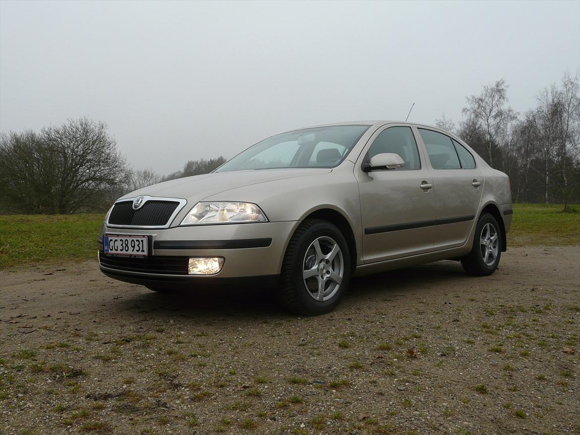 Skoda Octavia II Ambiente ( SOLGT ) billede 1