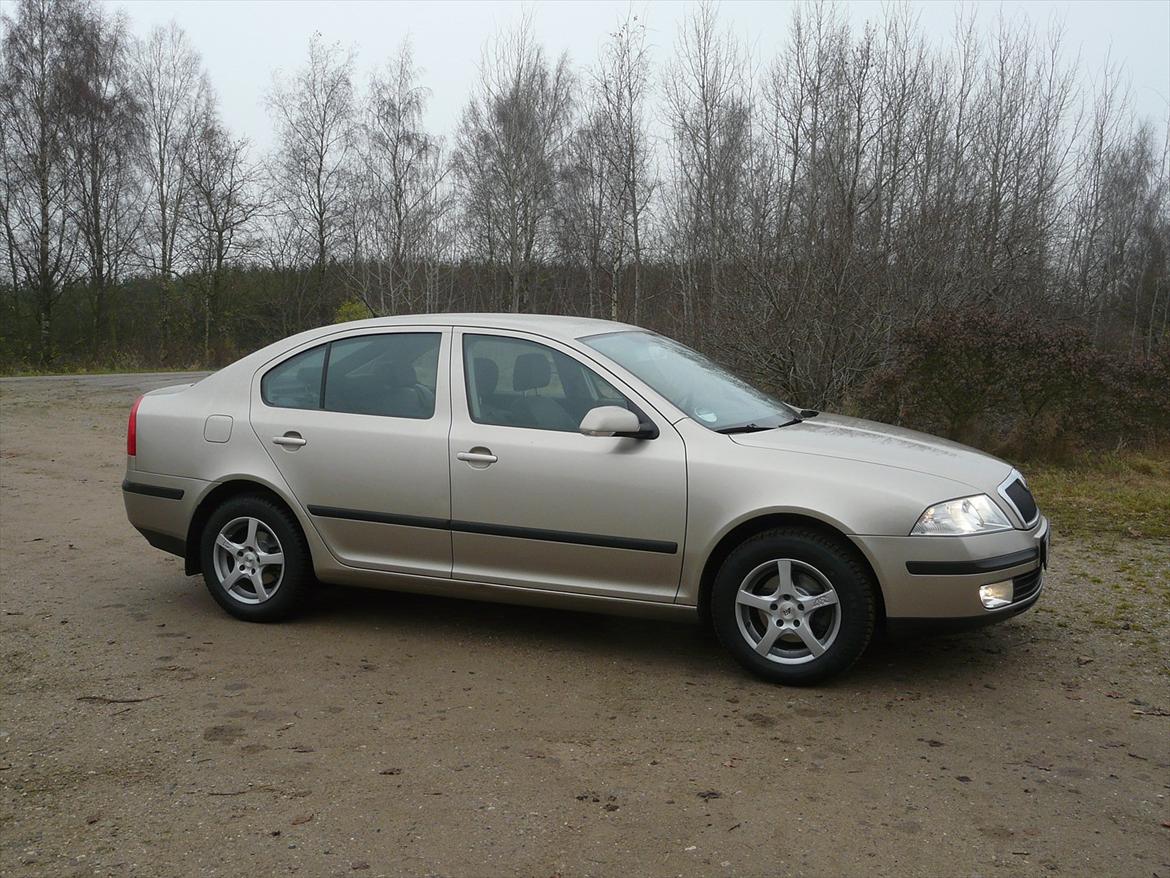 Skoda Octavia II Ambiente ( SOLGT ) billede 3