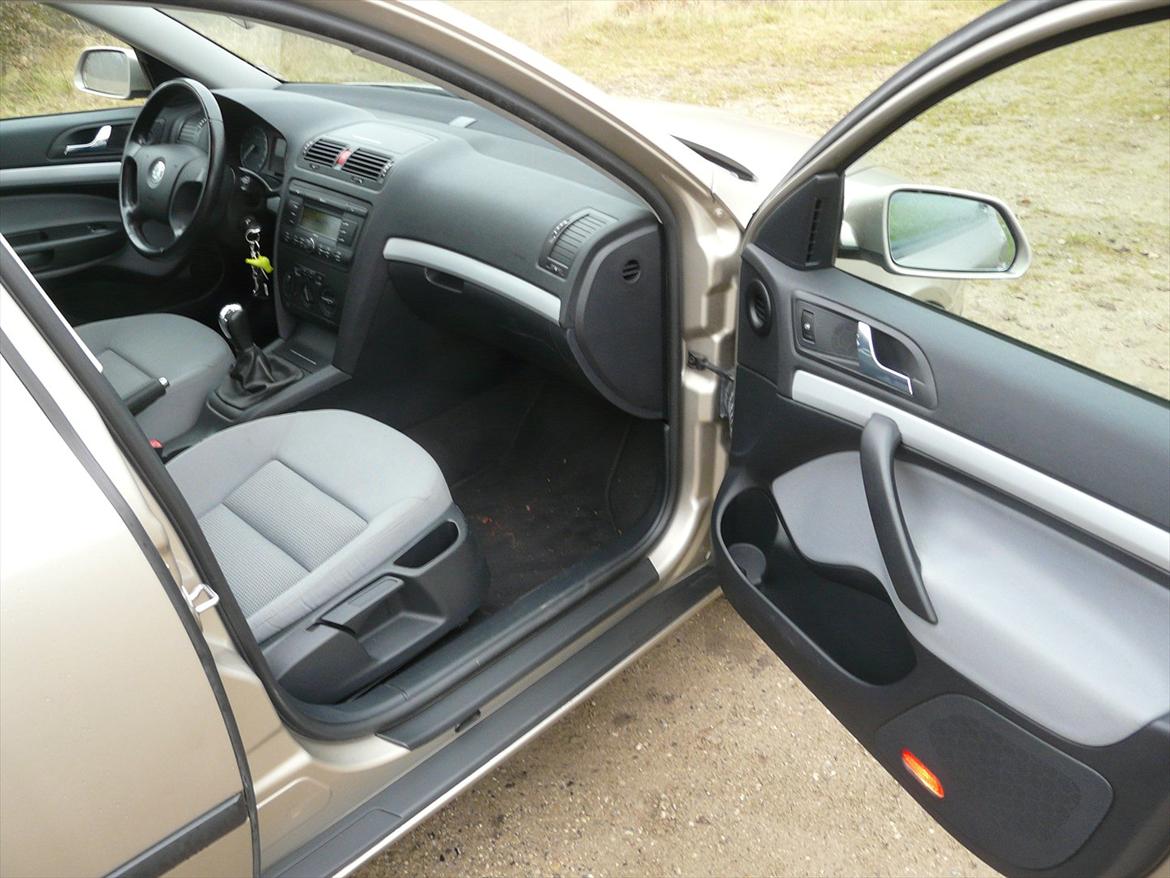 Skoda Octavia II Ambiente ( SOLGT ) billede 14
