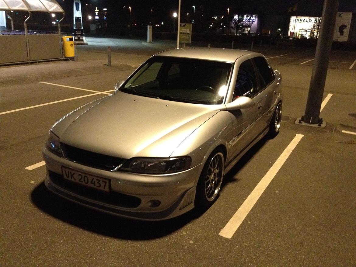 Opel Vectra B - Edition 100 billede 2