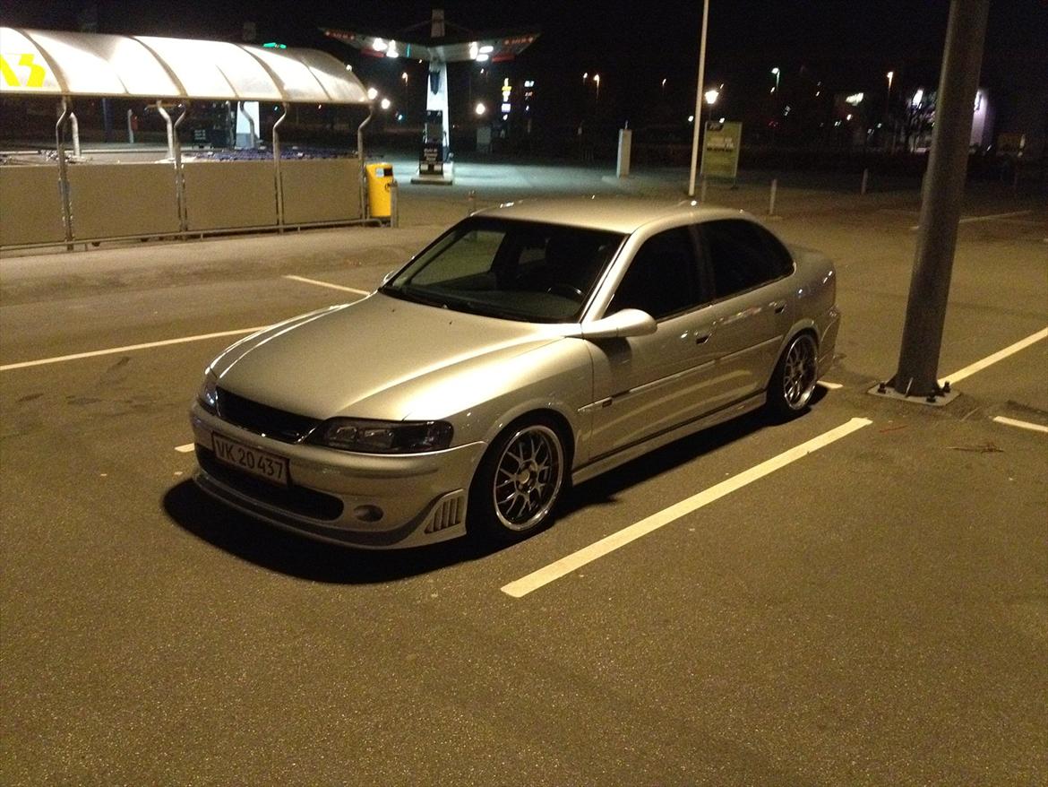 Opel Vectra B - Edition 100 billede 1