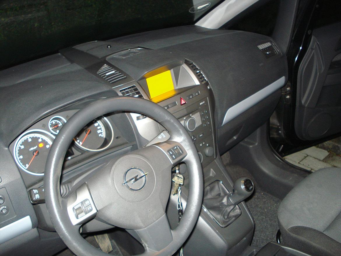 Opel Zafira 1,9 CDTi solgt billede 15