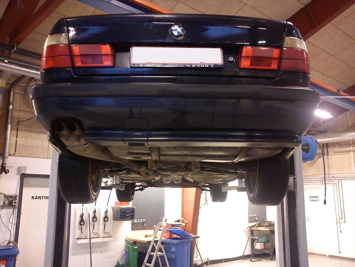 BMW E34 525i billede 6