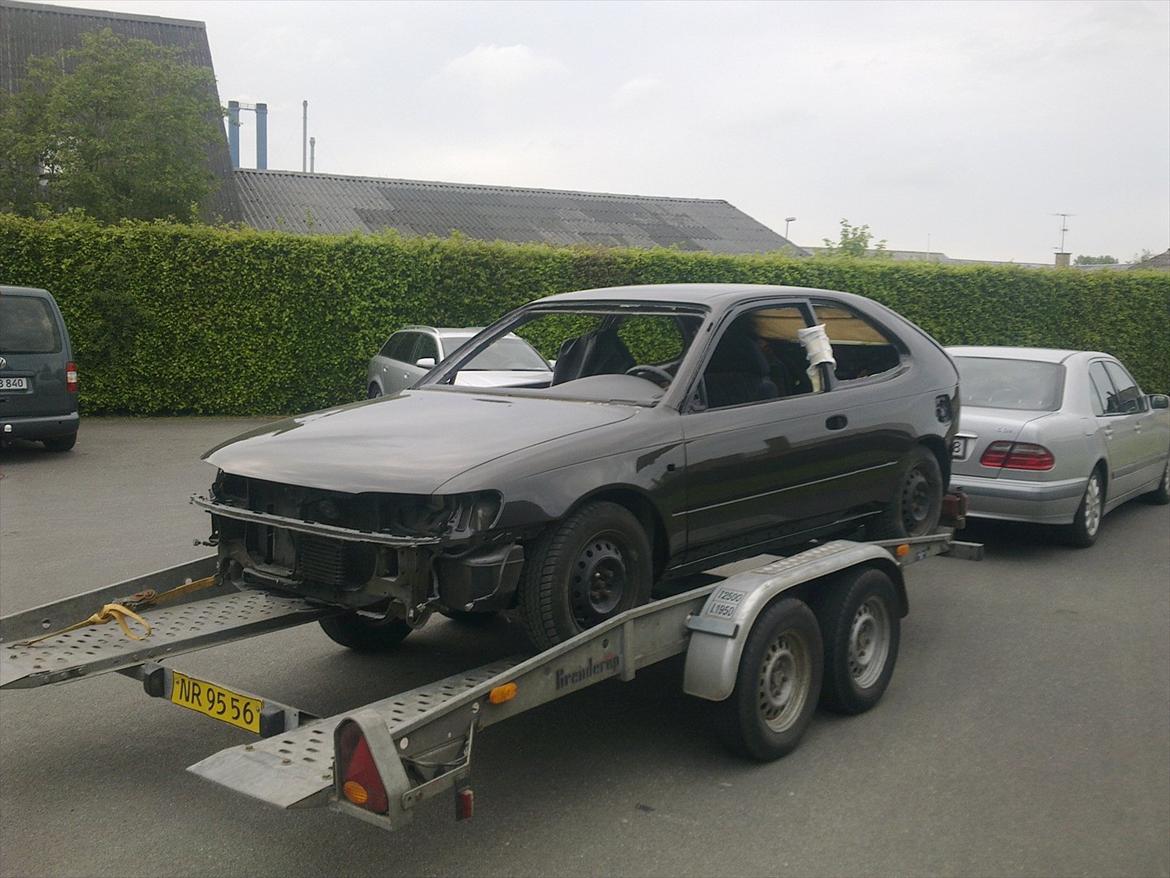 Toyota Corolla GSI AE101 - På vej hjem fra maler. billede 9