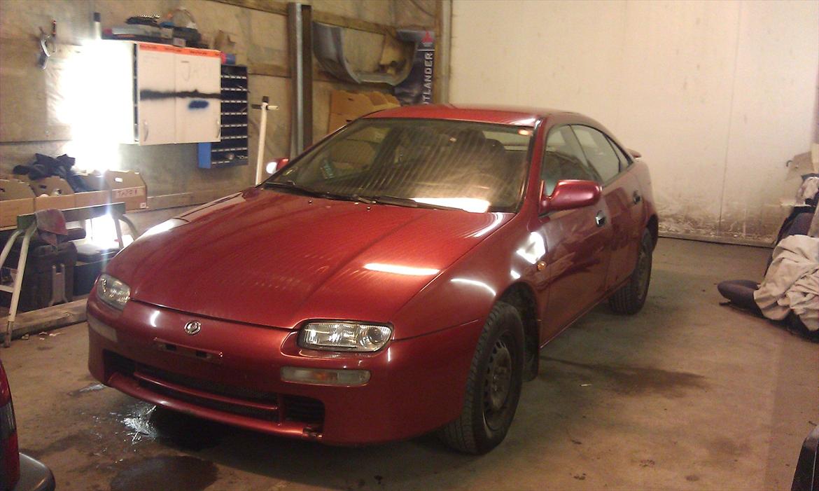 Mazda 323F BA GLX billede 13