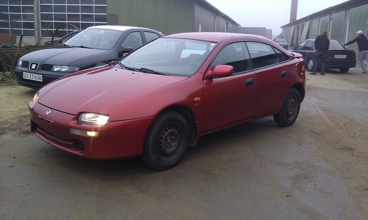 Mazda 323F BA GLX billede 7