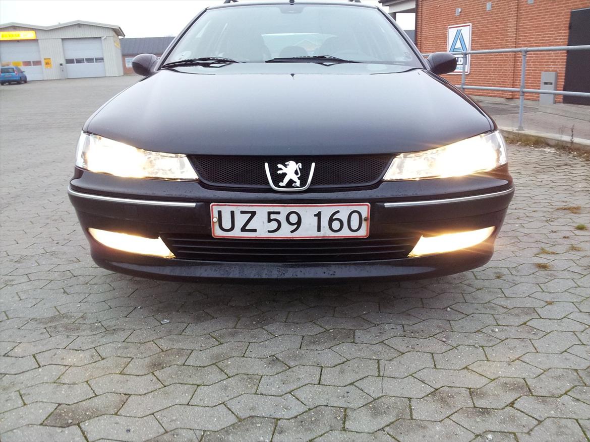 Peugeot 406 2.0 - stc - Model med tågelygter og facelift billede 1