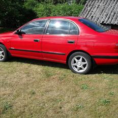 Toyota carina e commander <solgt>