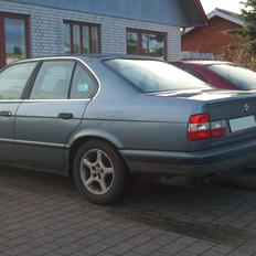 BMW E34 525i