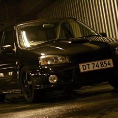 Toyota Starlet Glanza V