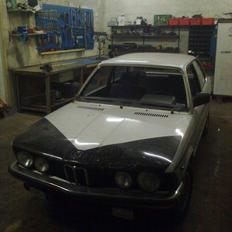 BMW e21