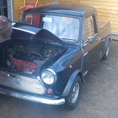 Austin morris mascot pick up