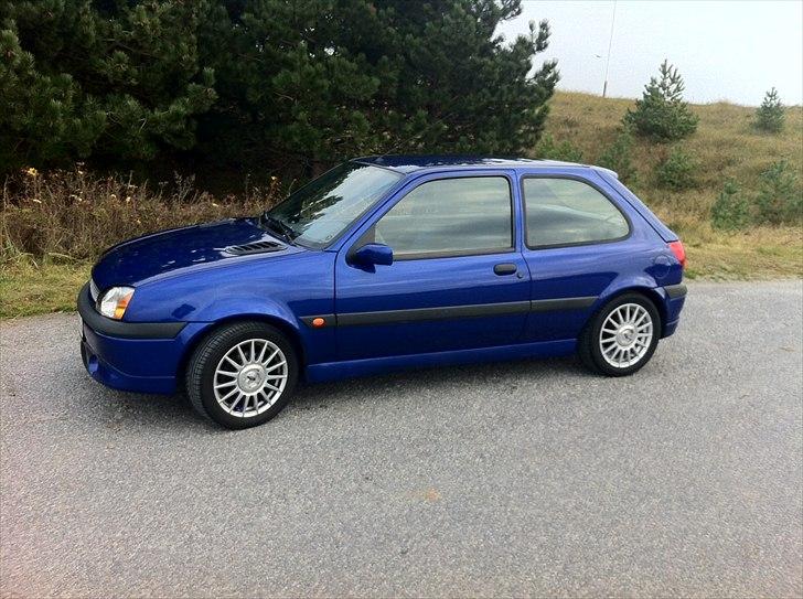 Ford Fiesta 1,6 Sport - Allways Look On The Bright Side of (My Car) billede 3