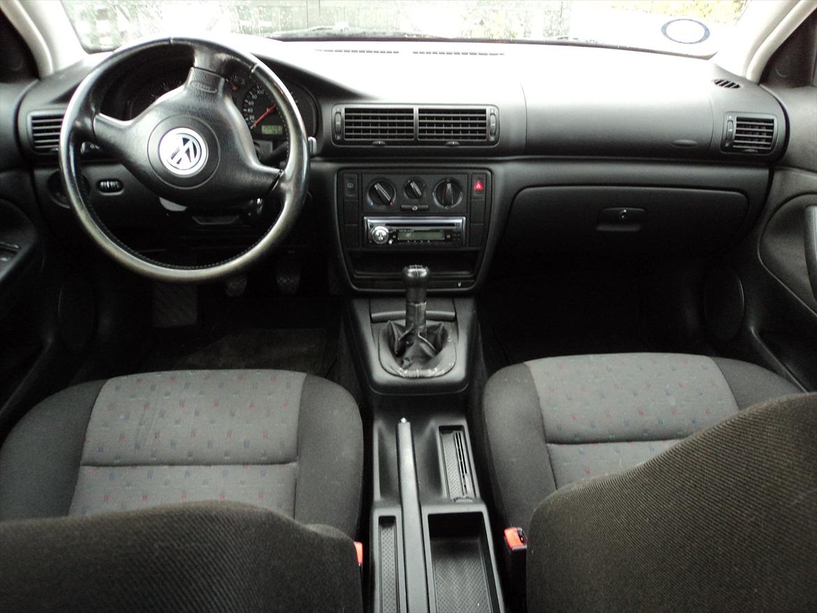 VW Passat SOLGT - Den gamle kabine! billede 15