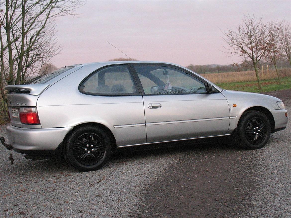 Toyota corolla e10 1,3 xli billede 6