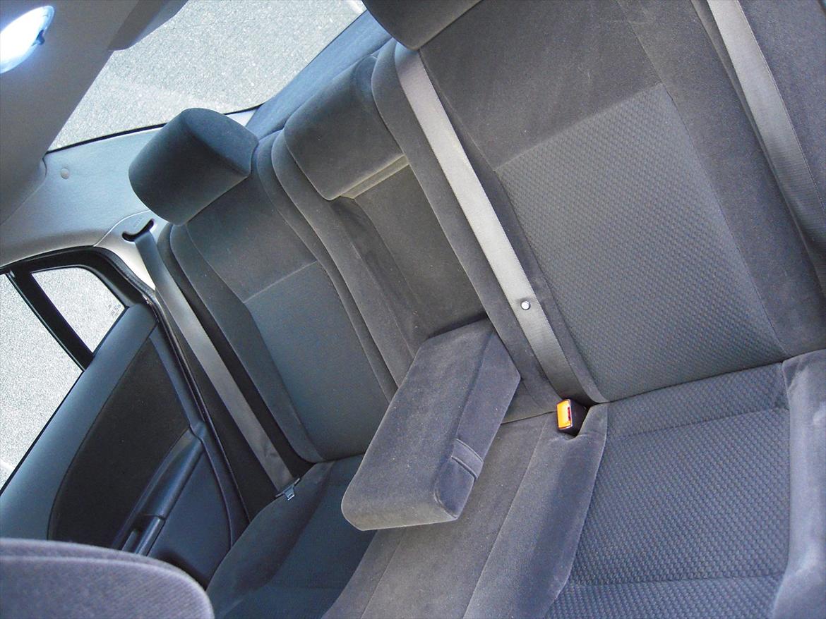 Ford Mondeo 1.8 Ghia billede 14