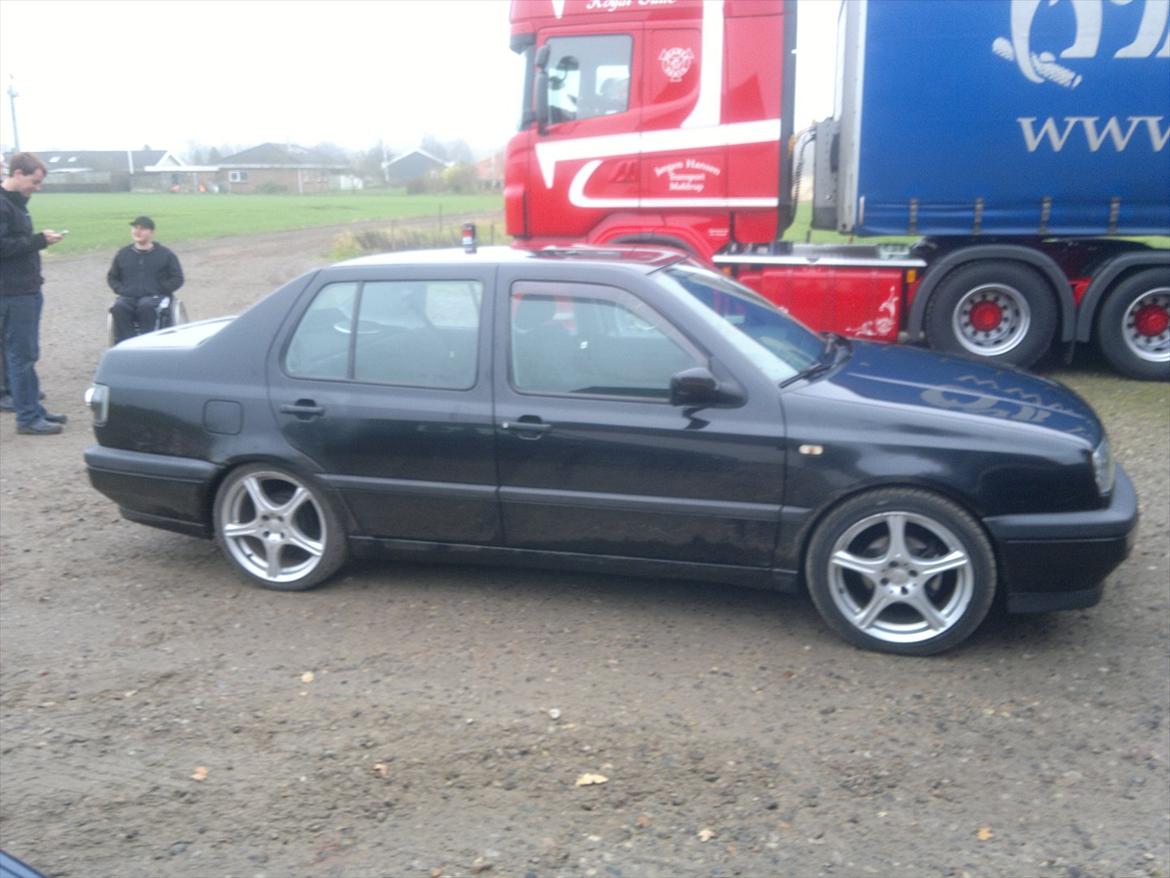 VW Vento (Solgt) billede 11
