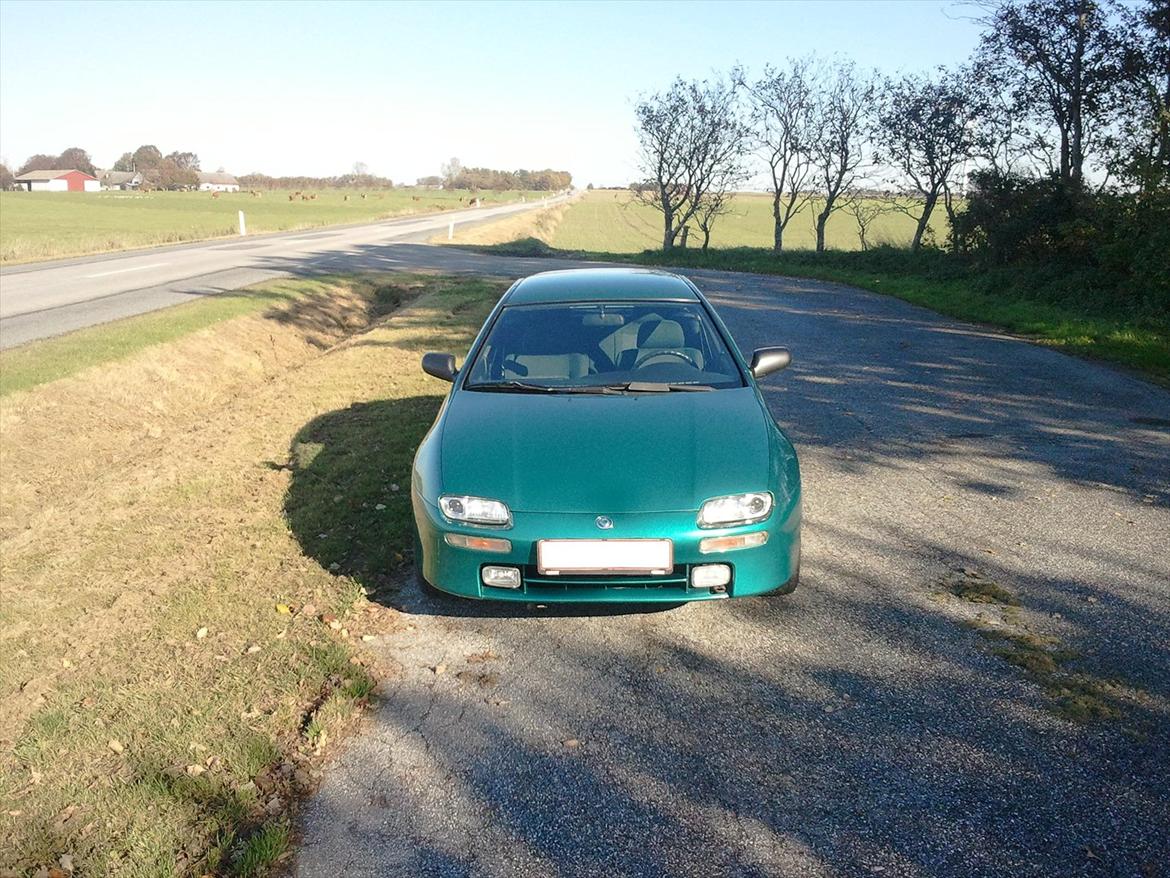 Mazda 323 F 1,5 GLX billede 2