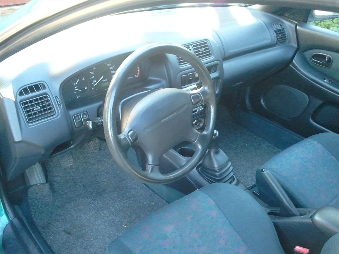 Mazda 323 F 1,5 GLX billede 10