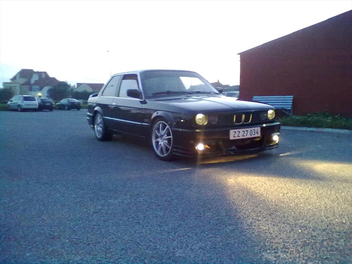 BMW e 30 320 billede 3