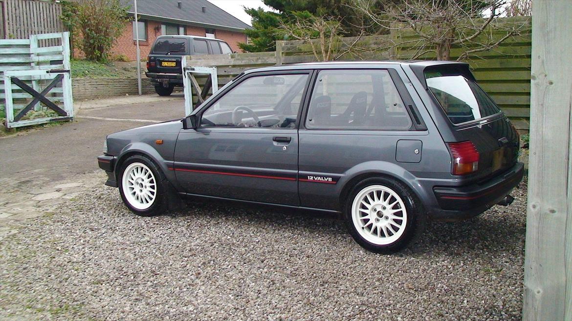 Toyota Starlet EP-71 "Black-top" SOLGT billede 8