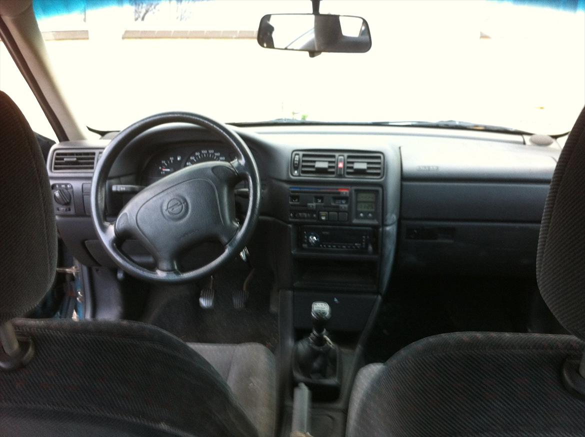 Opel Vectra A 1.8i billede 4