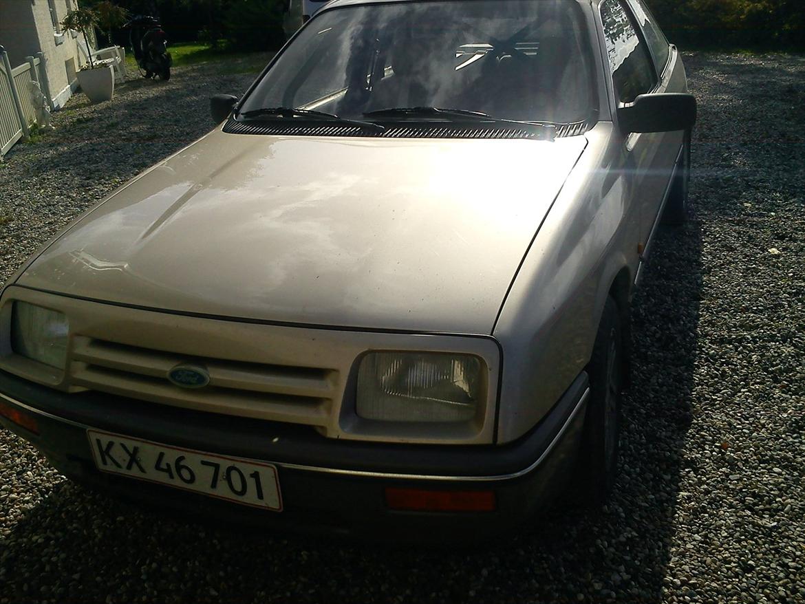 Ford Sierra 2.0 V6 billede 8