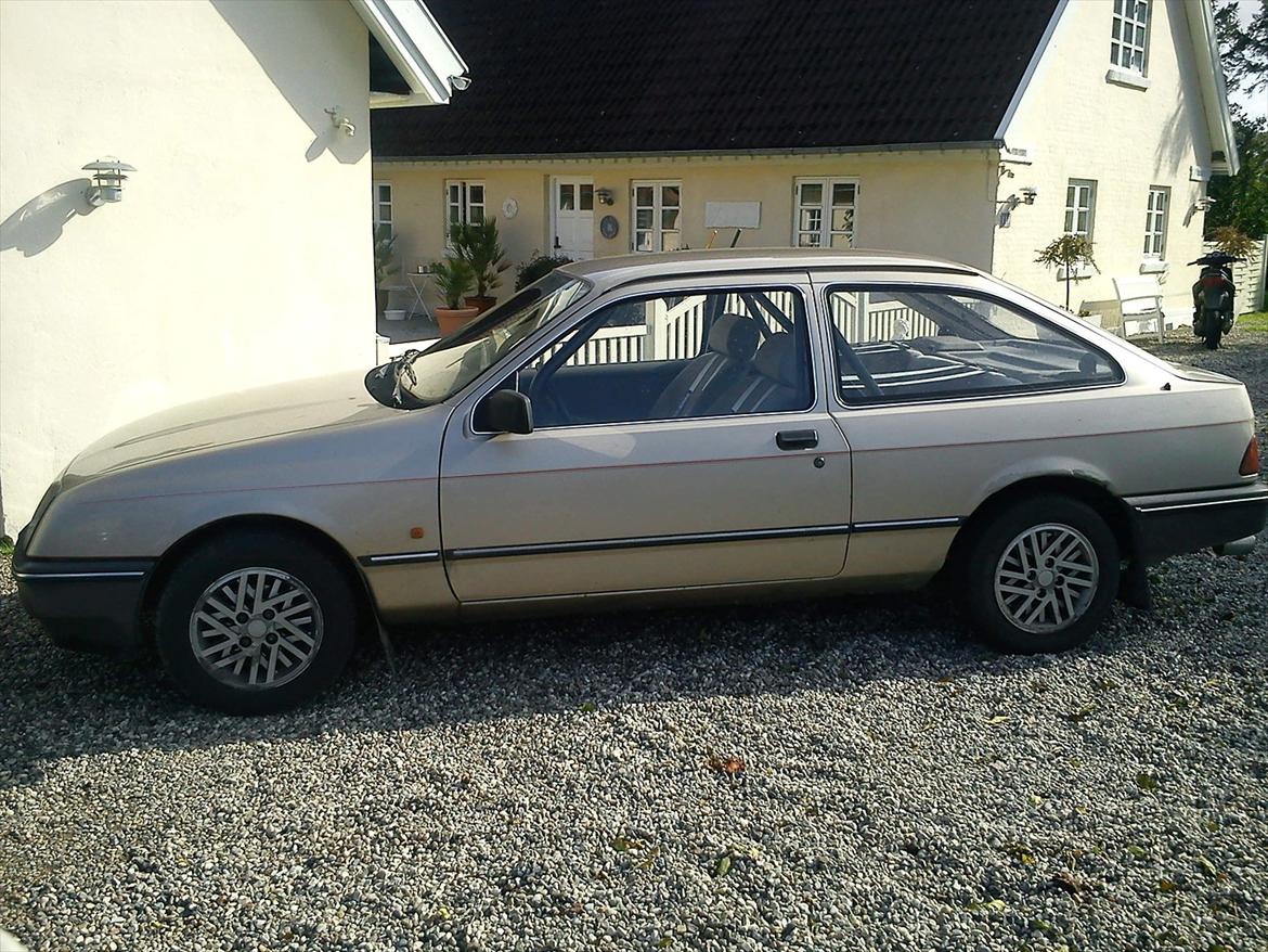 Ford Sierra 2.0 V6 billede 9