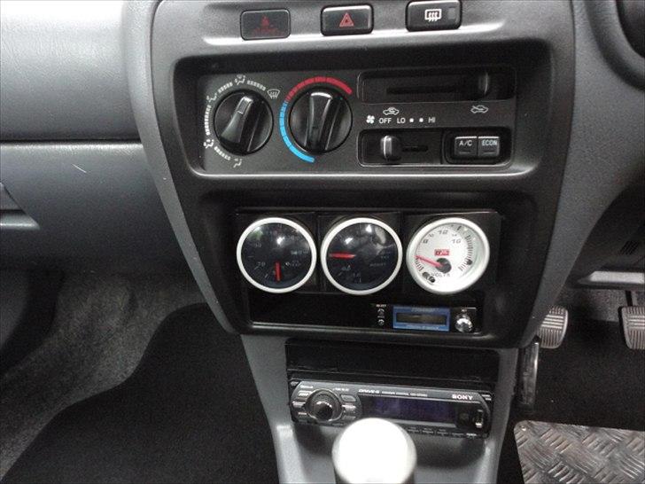 Toyota Starlet Glanza V billede 18