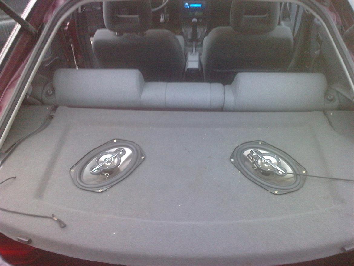 Mazda 323f 1.6 16v (død) billede 20