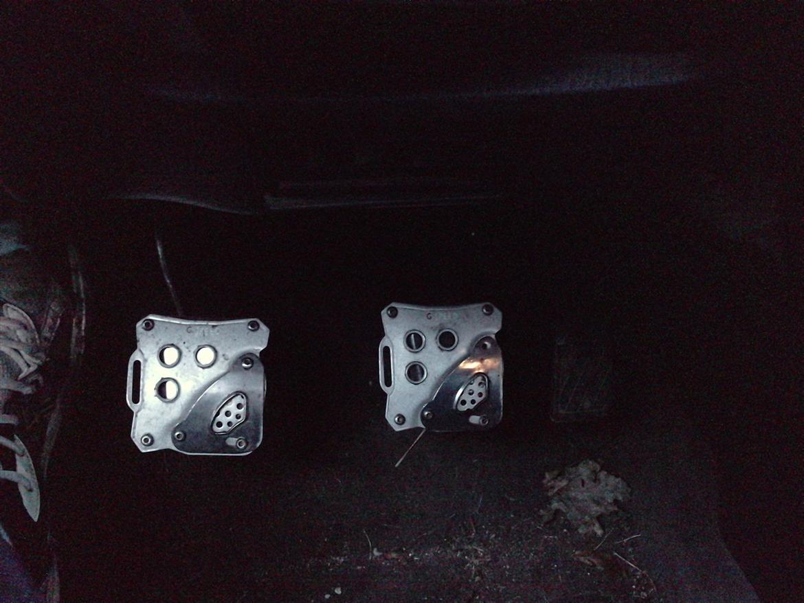 Mazda 323f 1.6 16v (død) billede 13