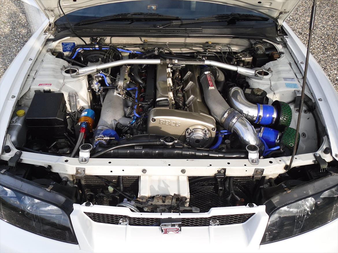 Nissan Skyline R33 GTR - Gammel motor billede 9
