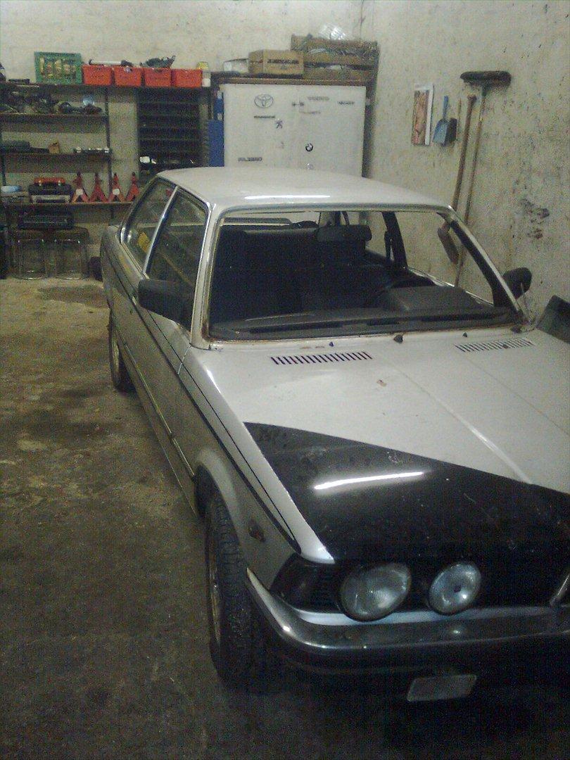 BMW e21 billede 2