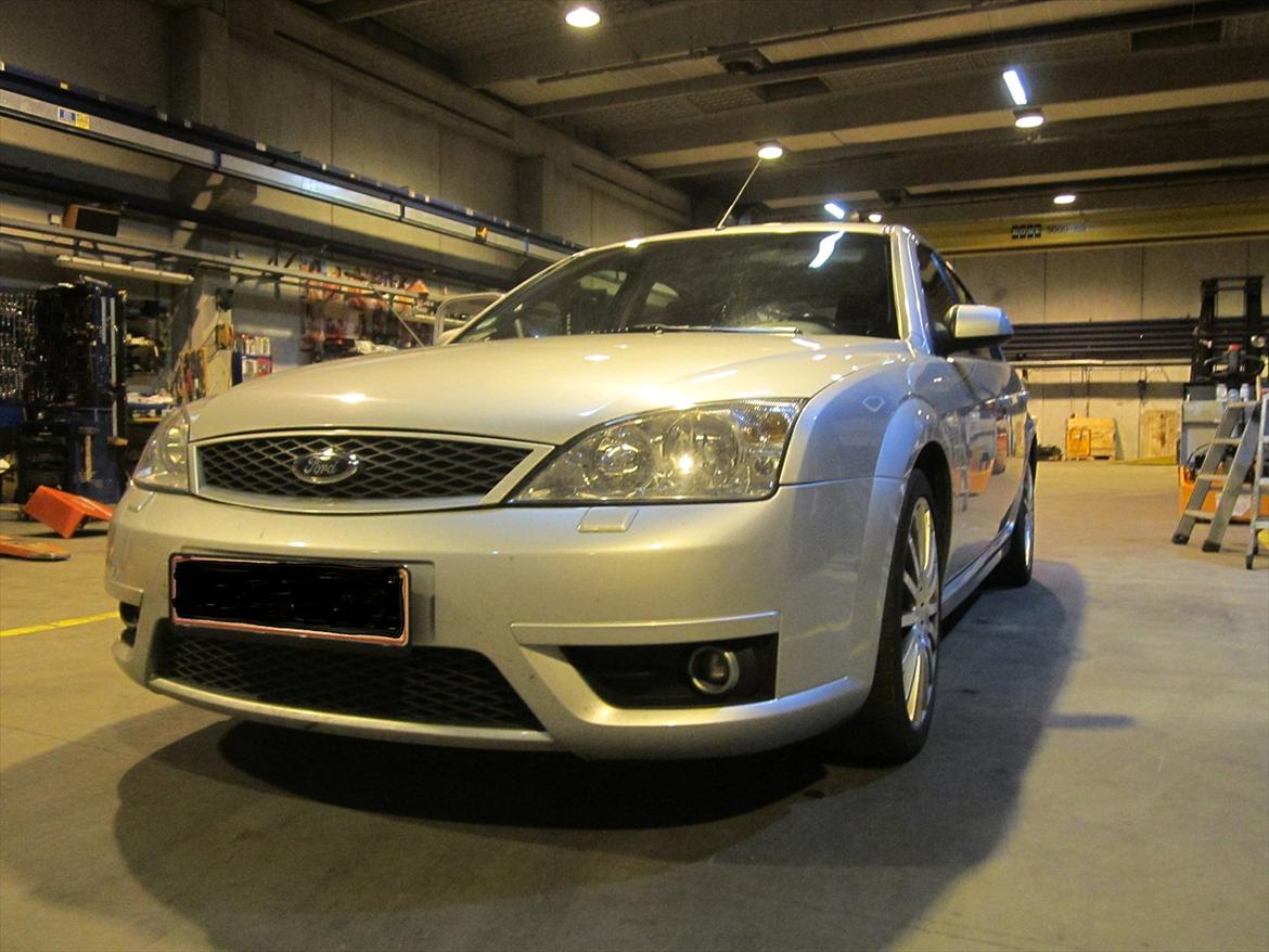 Ford Mondeo ST 220 billede 18
