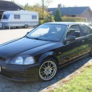 Honda Civic 1,4 is 16v SOLGT