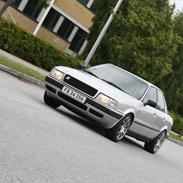 Audi 80 B4