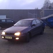 Toyota Carina E 1.6 16v (solgt)