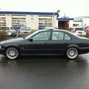 BMW 528i steptronic