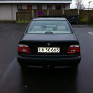 BMW 528i steptronic