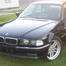 BMW 740i 4,4 steptronic