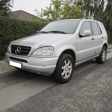 Mercedes Benz ML 430 V8 Aut *Solgt*