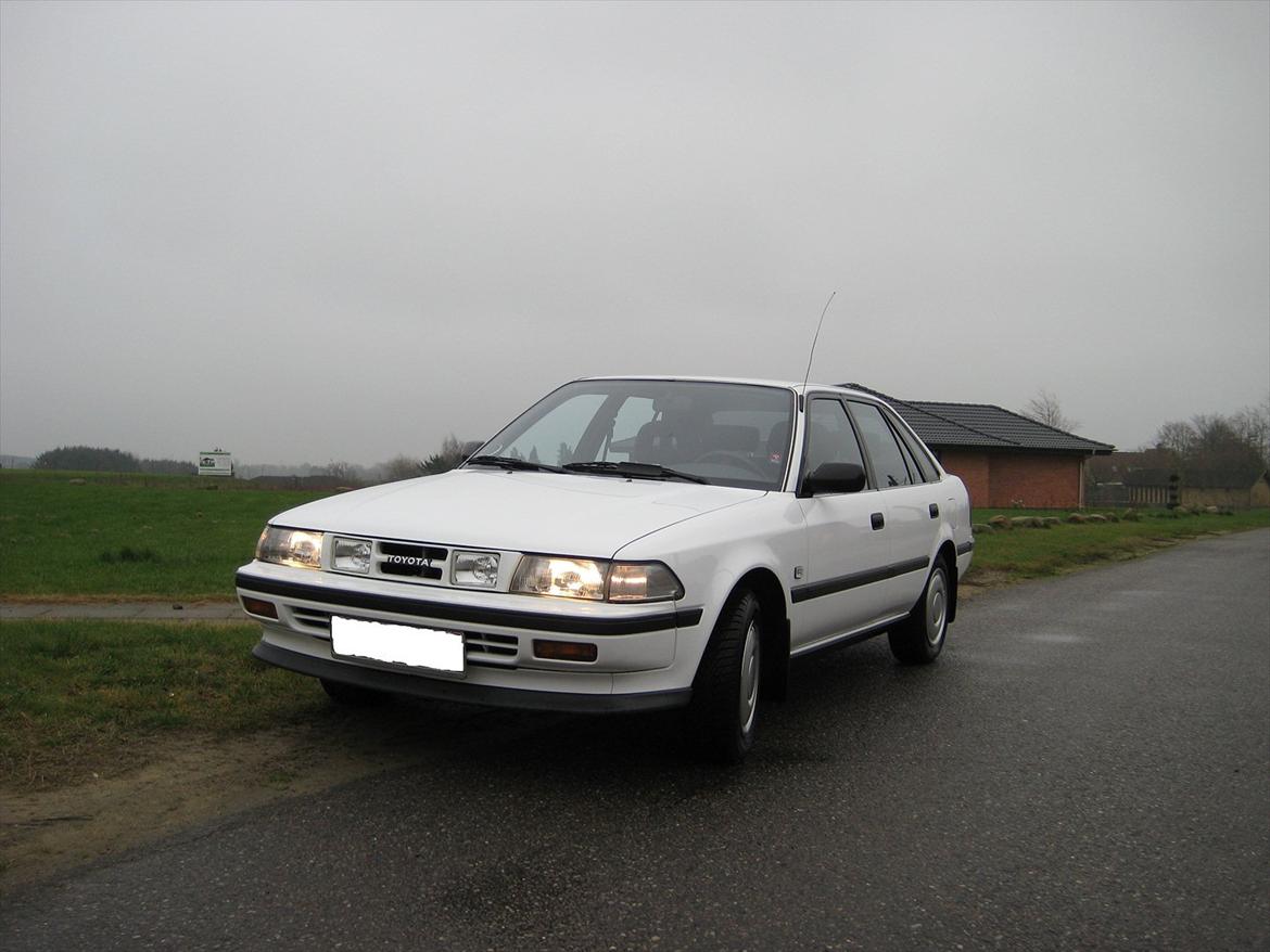 Toyota Carina II 2,0 Liftback Gli Billeder af biler