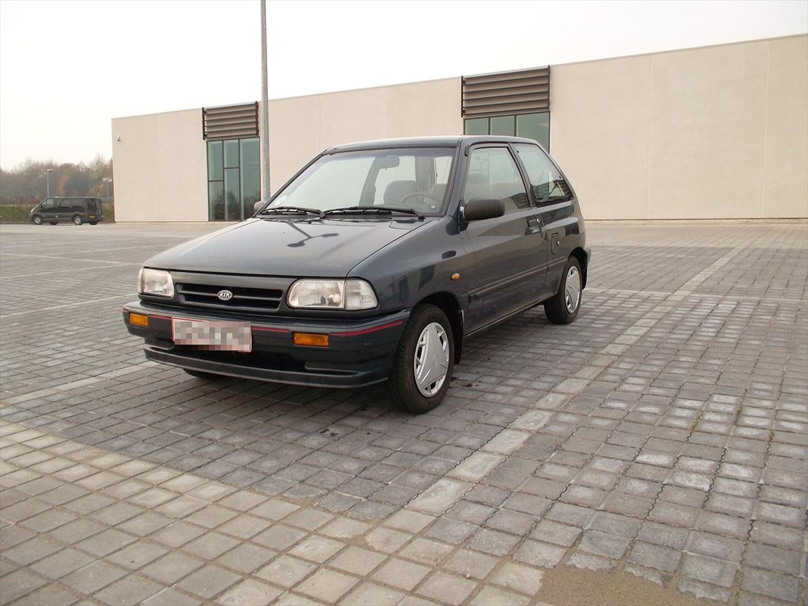 Kia pride 16 v billede 2