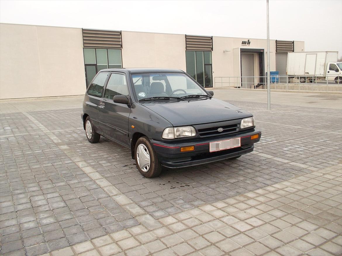 Kia pride 16 v billede 4