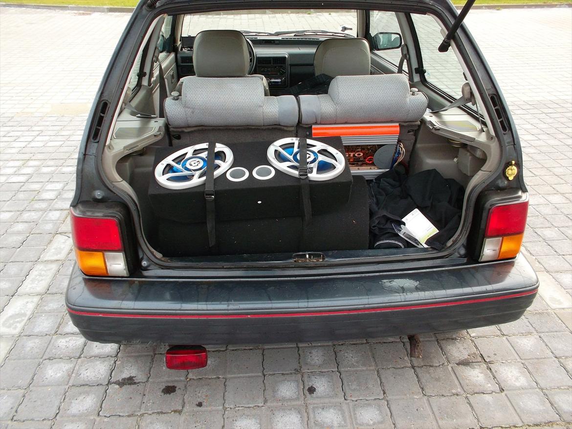 Kia pride 16 v billede 10