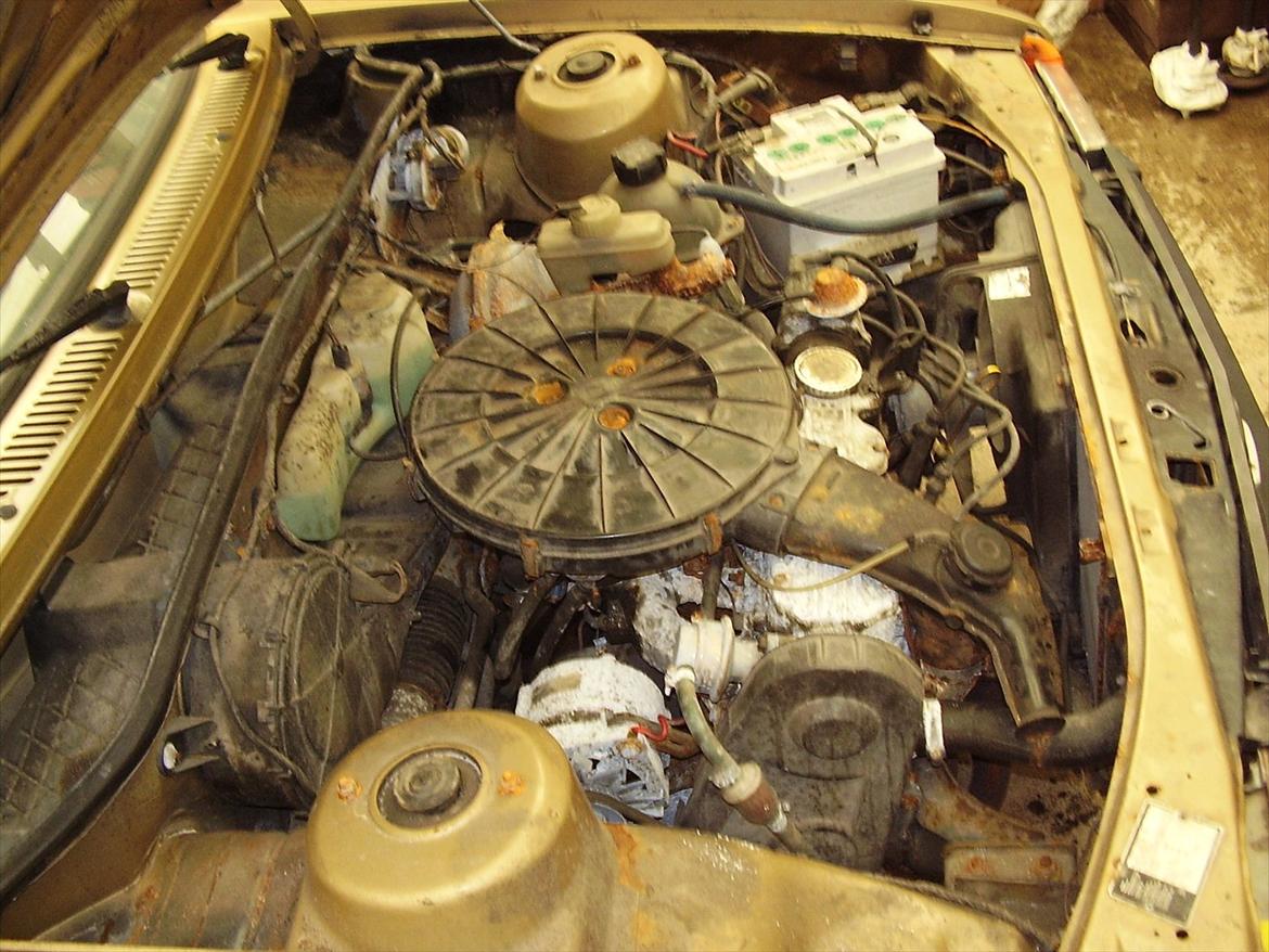 Opel Kadett D - motoren var helt irret og rusten da jeg gik igang med den billede 3