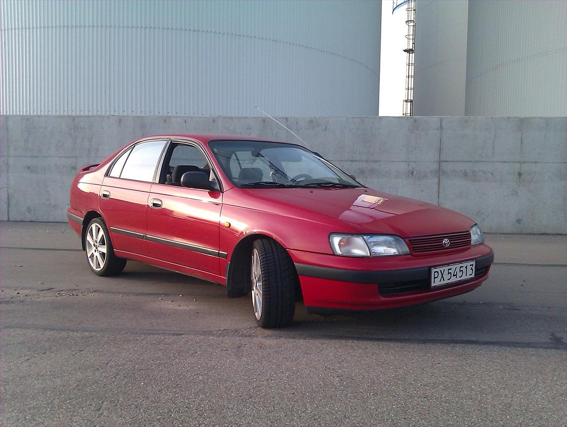 Toyota Carina E 2.0I Aut (Solgt) billede 5