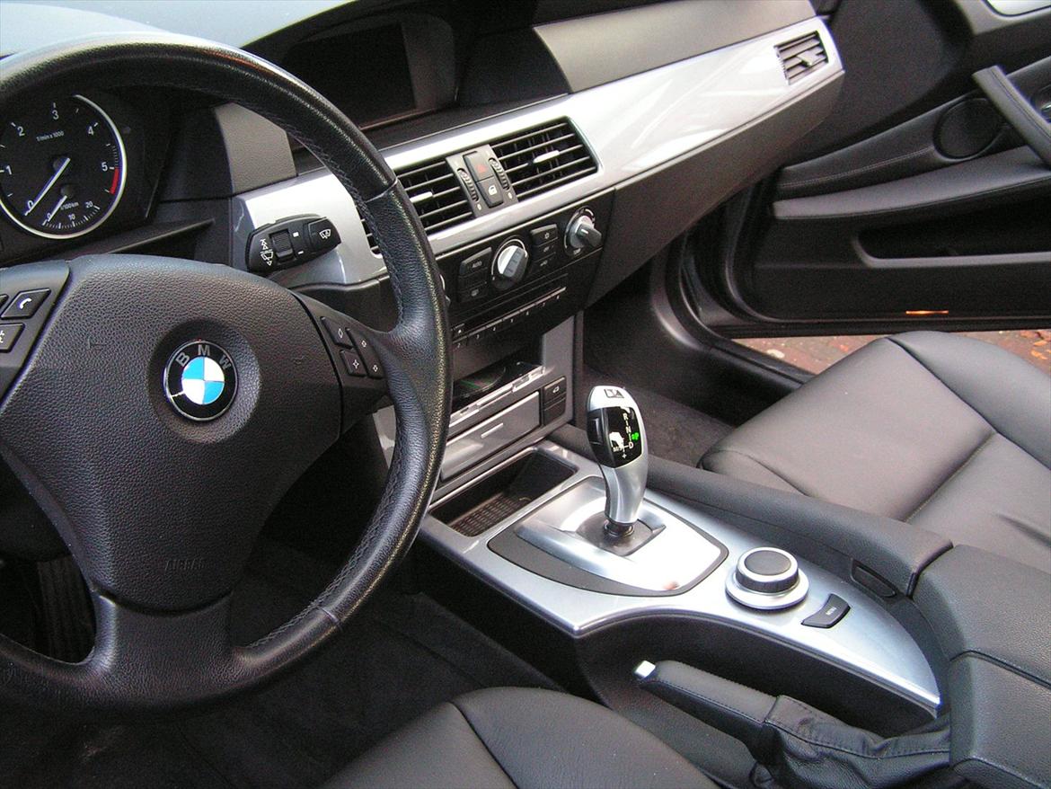 BMW 520D E60 billede 14