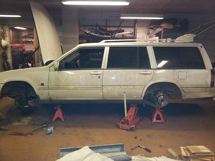 Volvo 960 2.5 24V - Ordenes bremser og udstødning billede 16