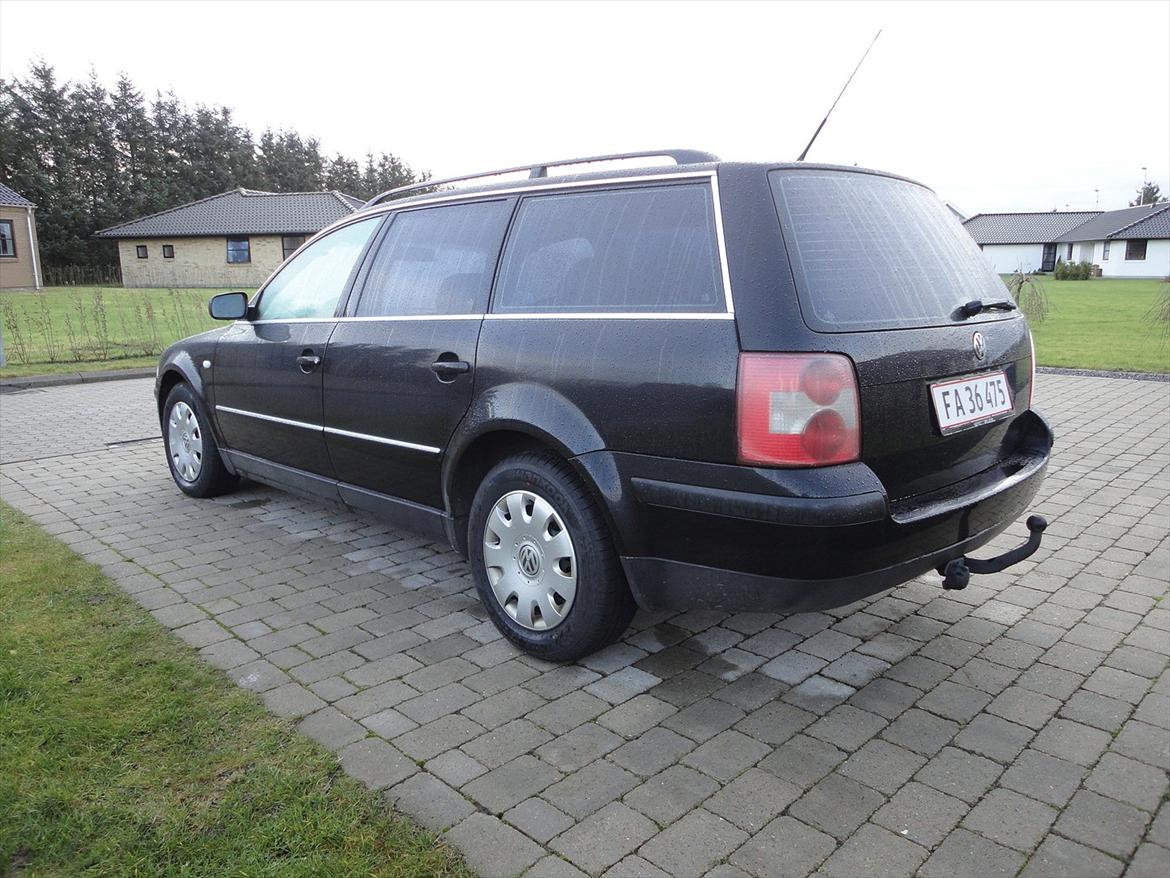 VW Passat 130hk TDI aut. SOLGT billede 6